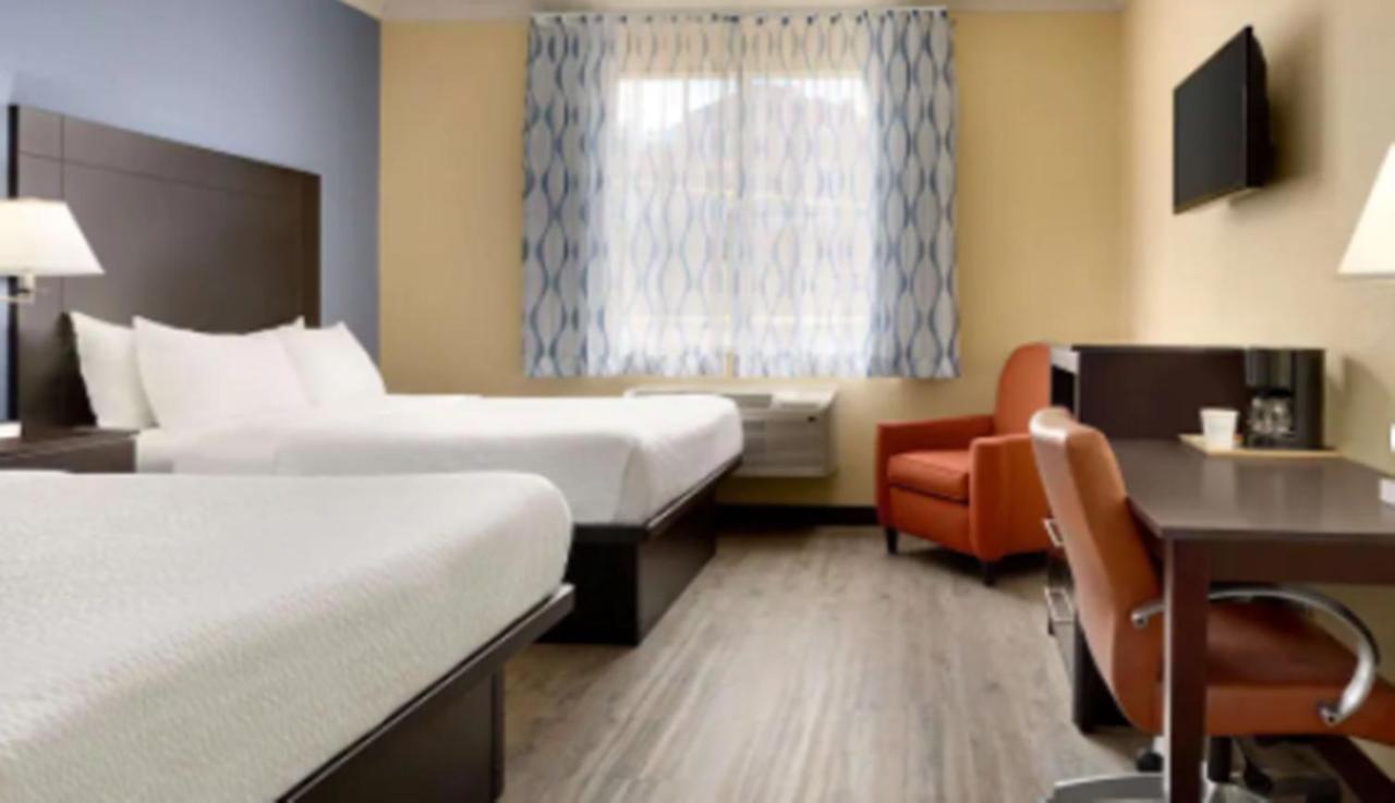 Days Inn & Suites By Wyndham Dfw Airport South-Euless Esterno foto