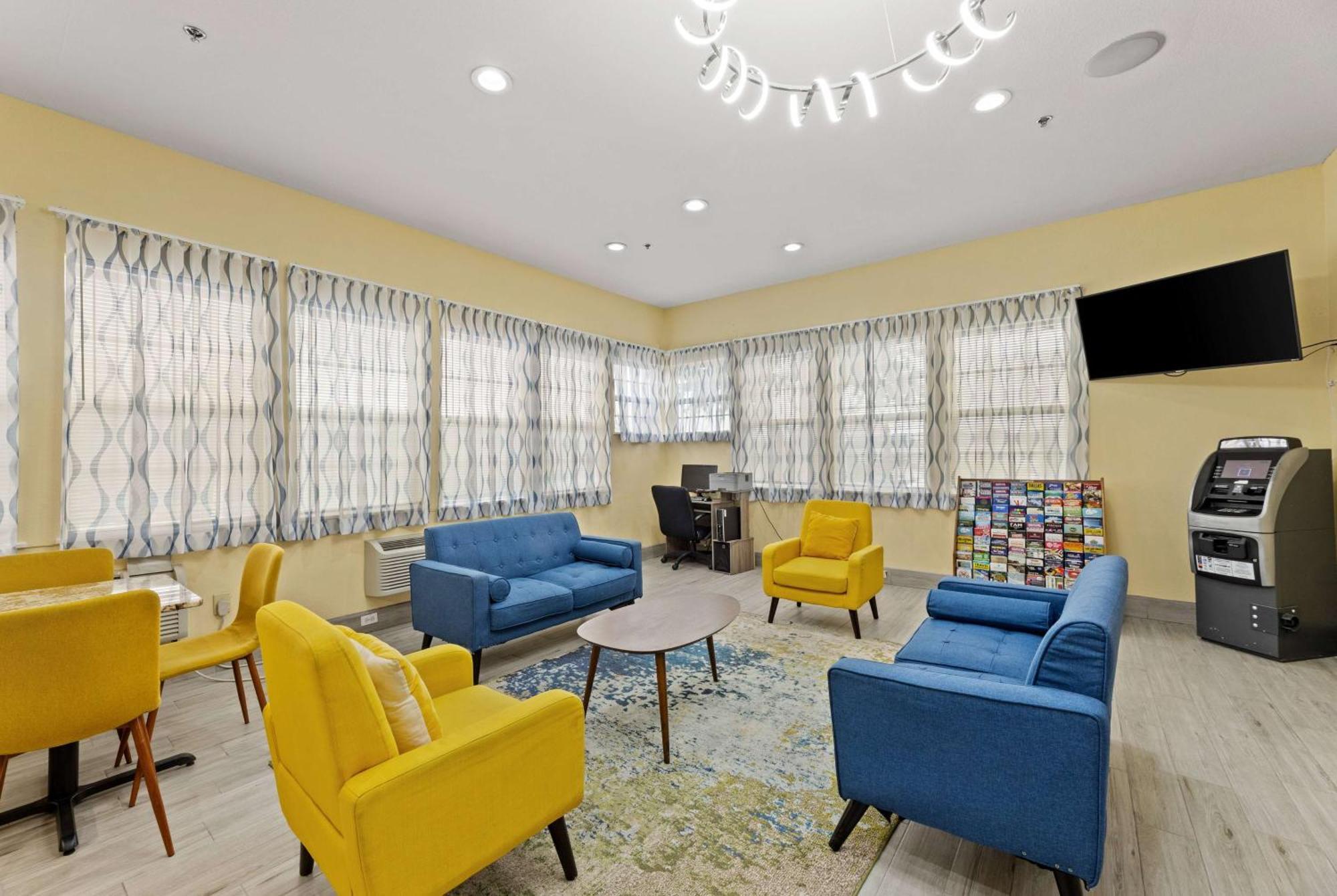 Days Inn & Suites By Wyndham Dfw Airport South-Euless Esterno foto
